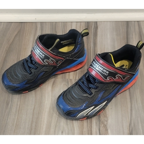 Skechers Uni-sex Hydro Lights Heat Stride Steal the Runway shoes sneakers sz 3 - Picture 1 of 15